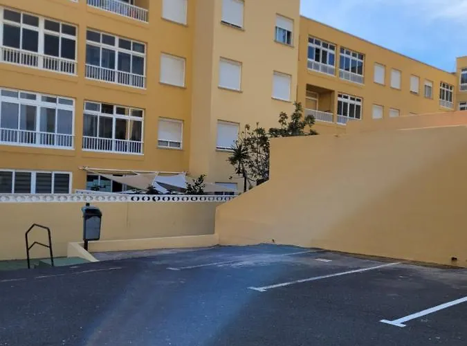 Lagos De Miramar アパート